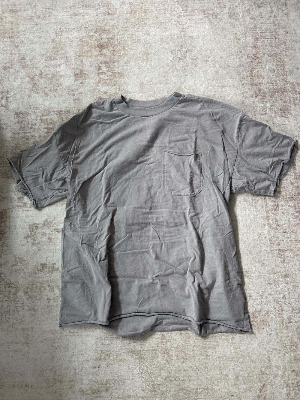 Abercrombie & Fitch Men's Gray Short-Sleeve Pocket Tee